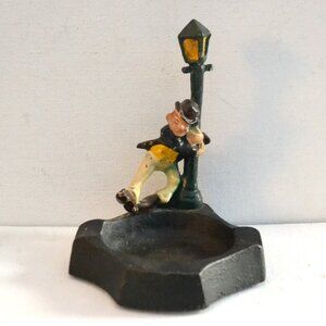 Drinker Holding Onto Lamppost Ashtray Cast Iron Bar Decor Tobacco Collecting